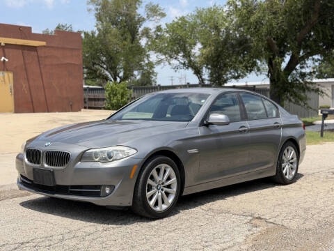 2012 BMW 5 Series 528i