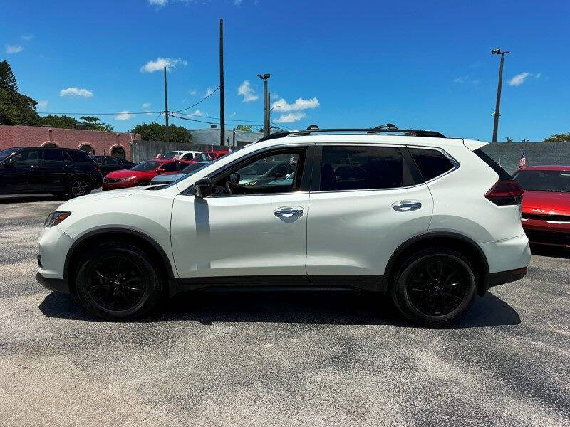 2018 Nissan Rogue SV