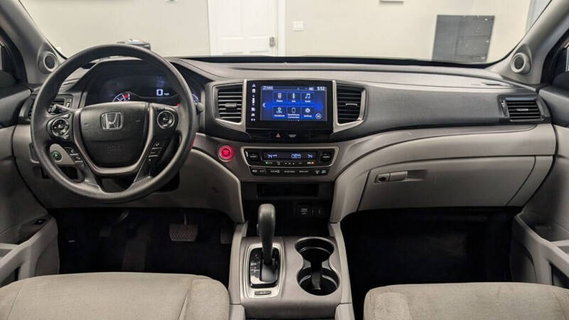 2017 Honda Pilot EX