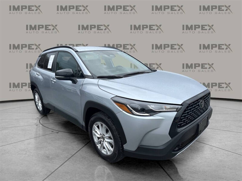 2025 Toyota Corolla Cross LE