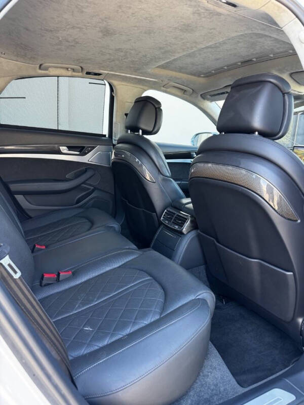 2014 Audi S8 4.0T quattro