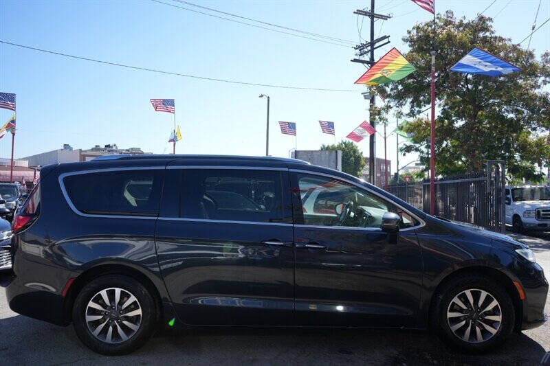 2021 Chrysler Pacifica Touring L