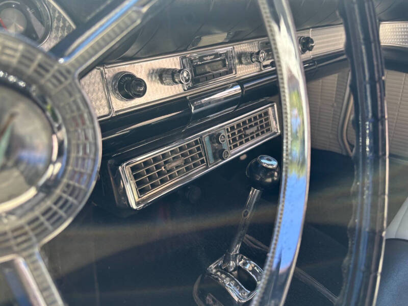 1957 Ford Thunderbird