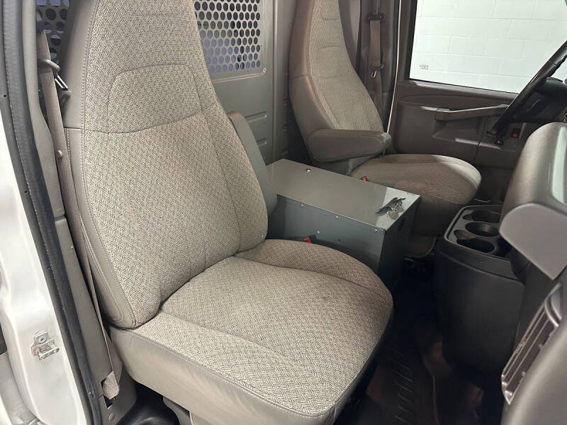2020 GMC Savana 2500