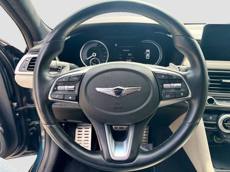 2023 Genesis G70