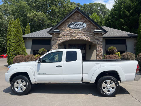 2009 Toyota Tacoma for sale at Hoyle Auto Sales in Taylorsville NC
