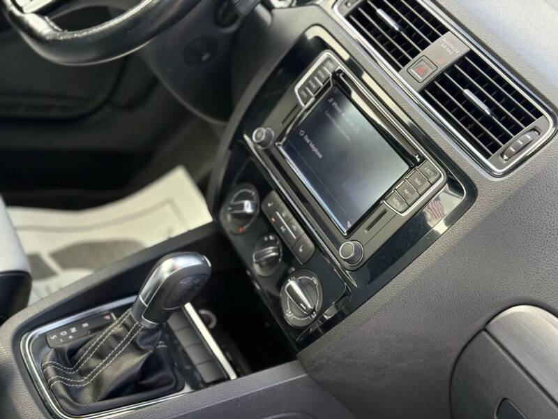 2016 Volkswagen Jetta 1.8T Sport