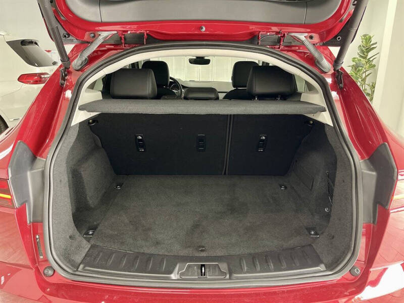 2020 Jaguar E-PACE P250 SE