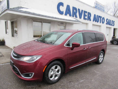 2017 Chrysler Pacifica Touring-L Plus