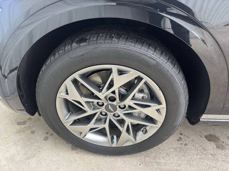 2023 Genesis GV70 2.5T Standard