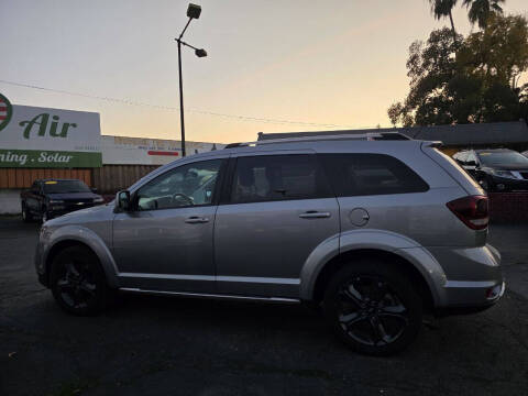 2018 Dodge Journey Crossroad