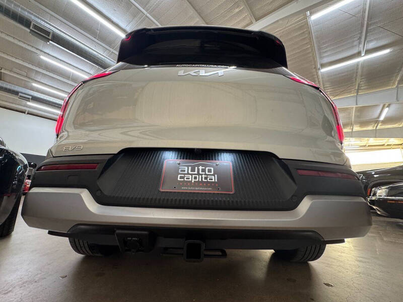 2024 Kia EV9 Light Long Range