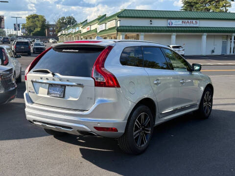 2017 Volvo XC60 T5 Dynamic
