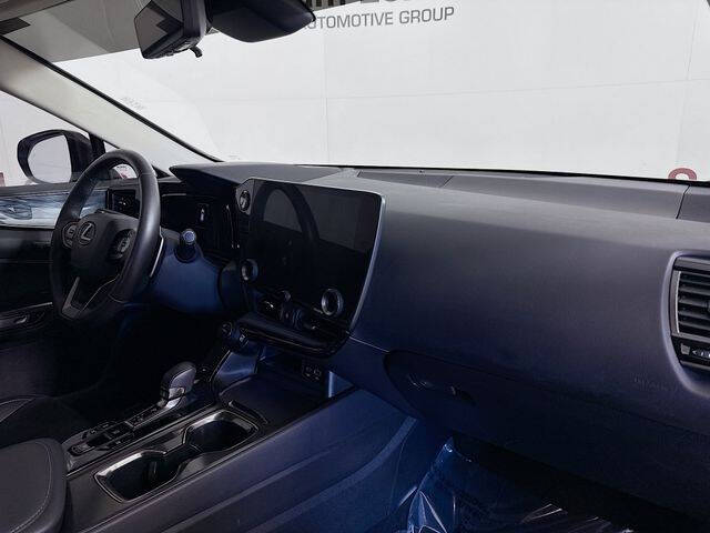 2025 Lexus NX 350h Premium