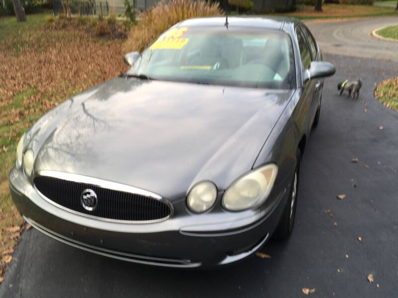 2005 Buick LaCrosse for sale at Stuart's Cars in Cincinnati OH