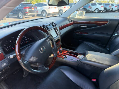 2007 Lexus LS 460
