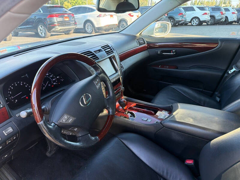 2007 Lexus LS 460