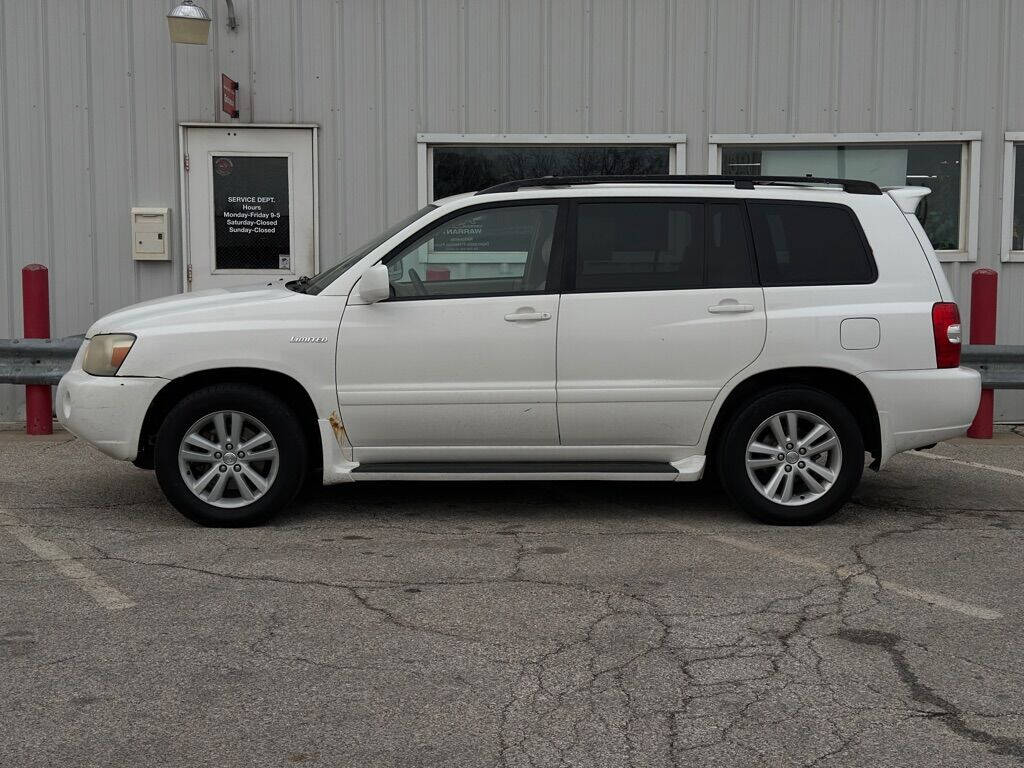 2006 Toyota Highlander Hybrid for sale at World of Wheels in Des Moines, IA