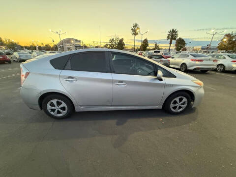 2012 Toyota Prius Two