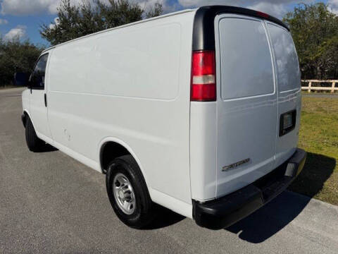 2017 Chevrolet Express 2500