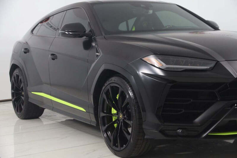 2022 Lamborghini Urus