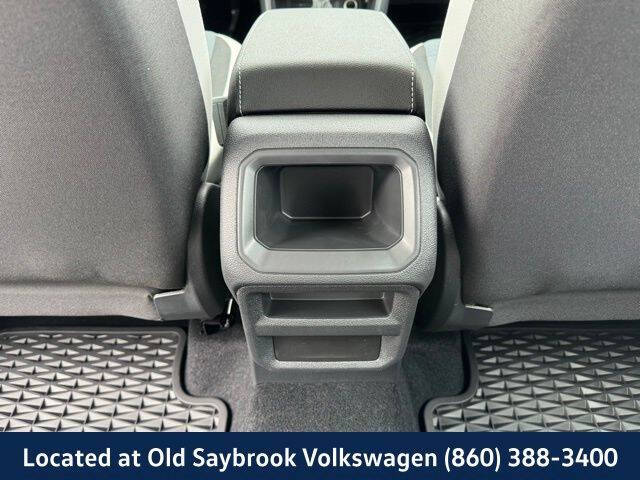 2025 Volkswagen Taos S 4Motion