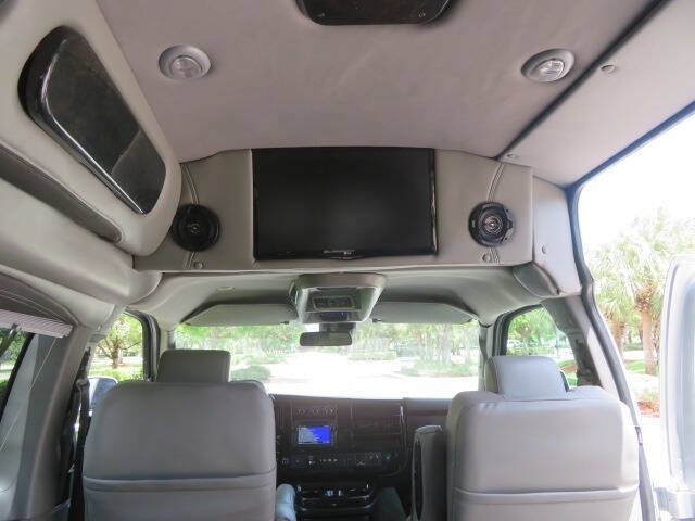 2019 GMC Savana 2500