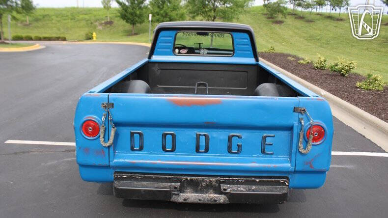 1965 Dodge D100 Pickup