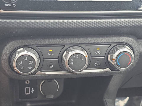 2023 Nissan Kicks S