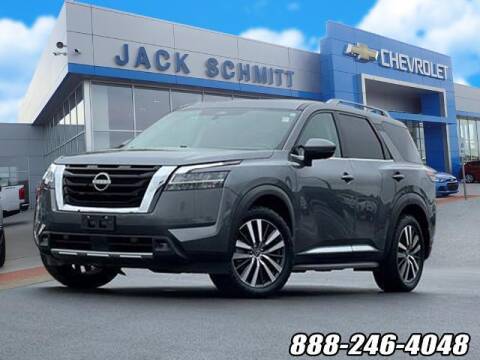 2022 Nissan Pathfinder for sale at Jack Schmitt Chevrolet Wood River in Wood River IL