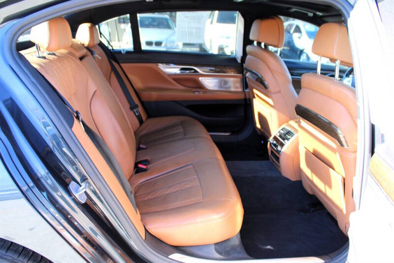 2016 BMW 7 Series 750i xDrive