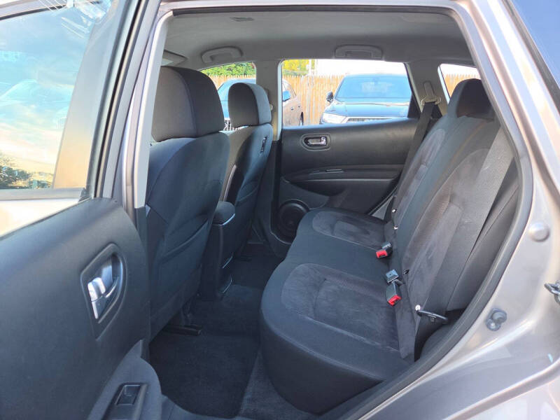 2014 Nissan Rogue Select S