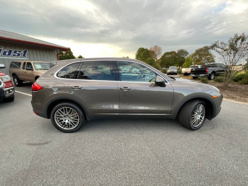 2011 Porsche Cayenne S