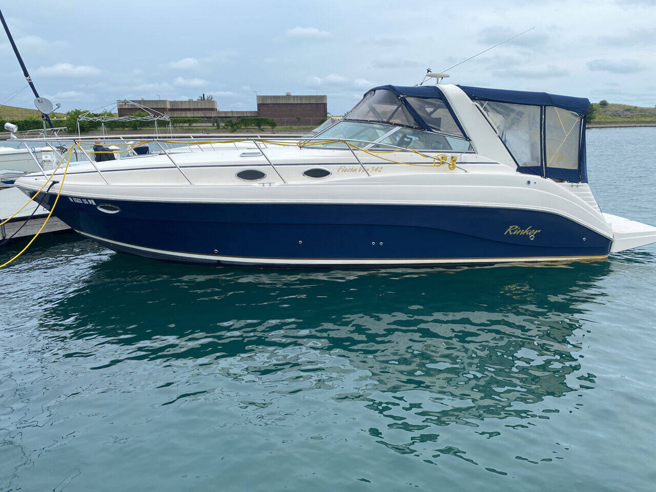 2003 Rinker 342 FIESTA VEE's photo