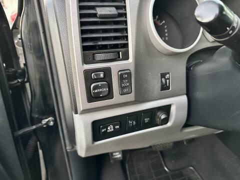 2012 Toyota Tundra Grade