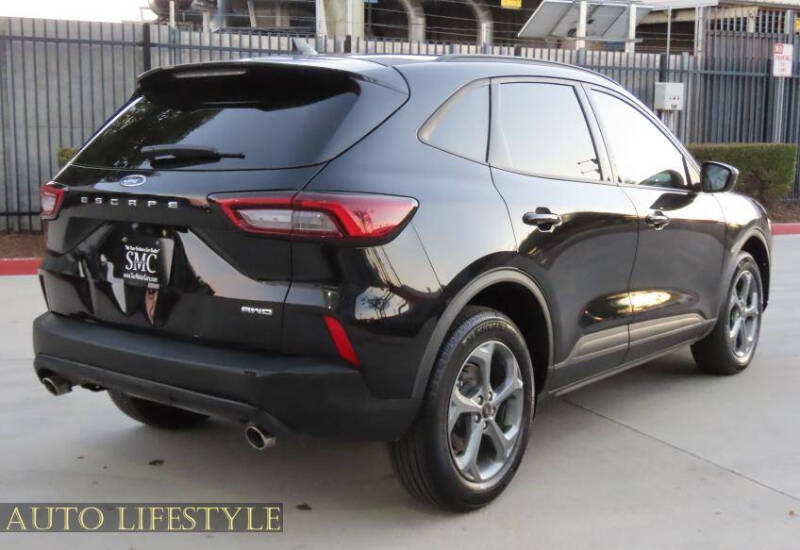 2025 Ford Escape ST-Line