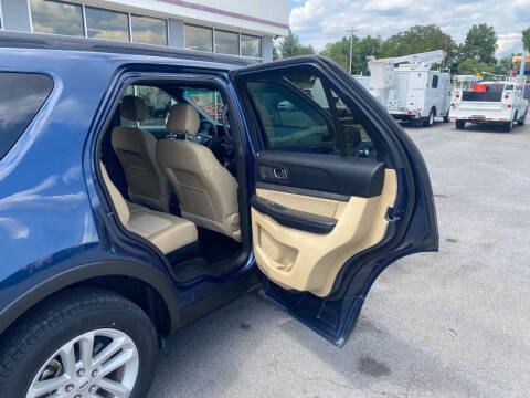 2016 Ford Explorer