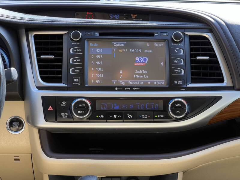 2018 Toyota Highlander Limited Platinum