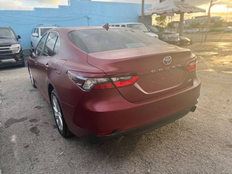 2022 Toyota Camry LE