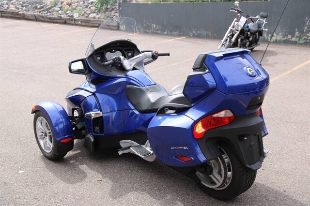 2012 Can-Am Spyder RT