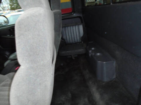 2002 Chevrolet S-10 LS