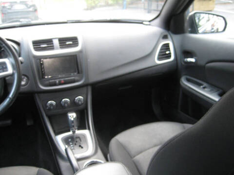 2014 Dodge Avenger SXT