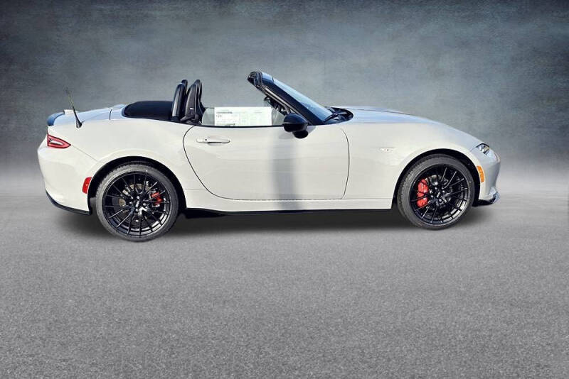 2025 Mazda MX-5 Miata Club