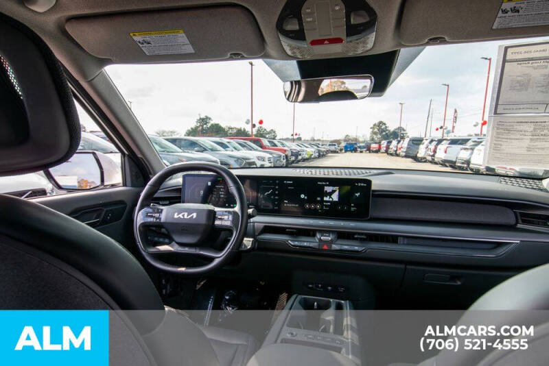 2024 Kia EV9 Light Long Range