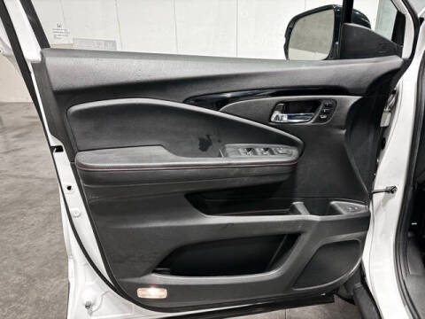 2022 Honda Pilot Black Edition