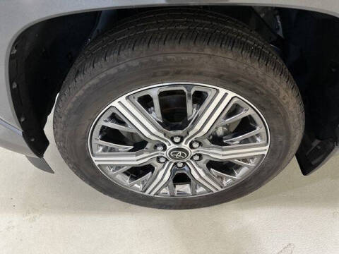 2024 Toyota Sequoia Capstone