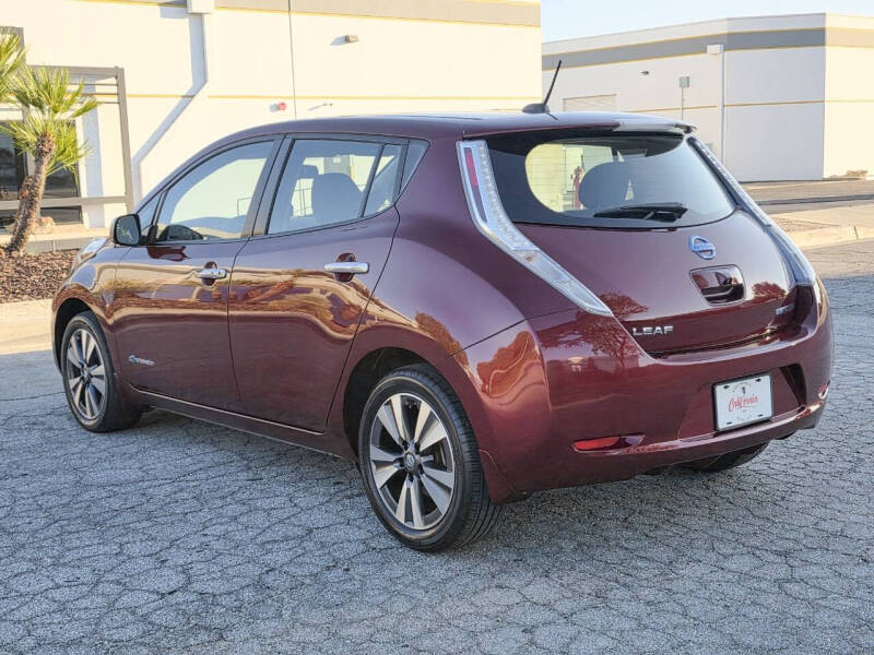 2016 Nissan LEAF SV
