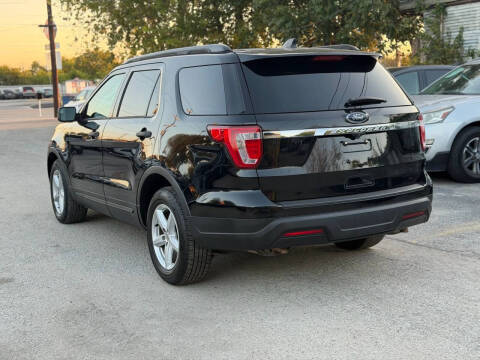 2018 Ford Explorer