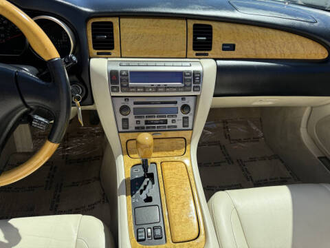 2004 Lexus SC 430