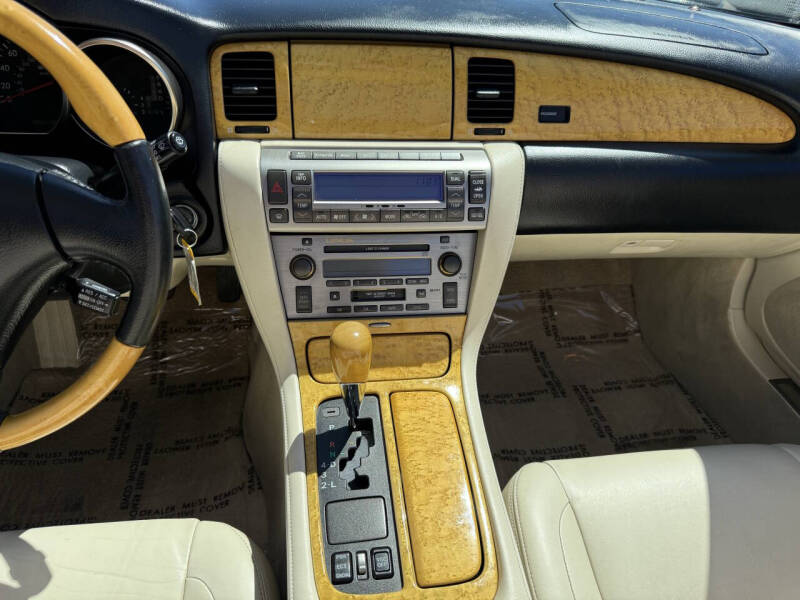 2004 Lexus SC 430